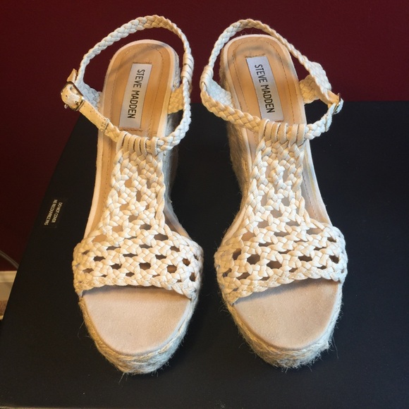 Steve Madden Cream Fabric Wedge Sandals - Picture 1 of 6
